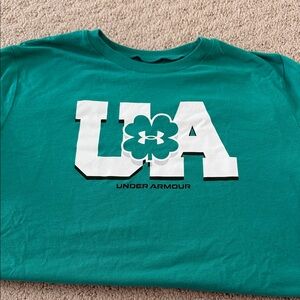 Under Armour size L UA Logo T-Shirt